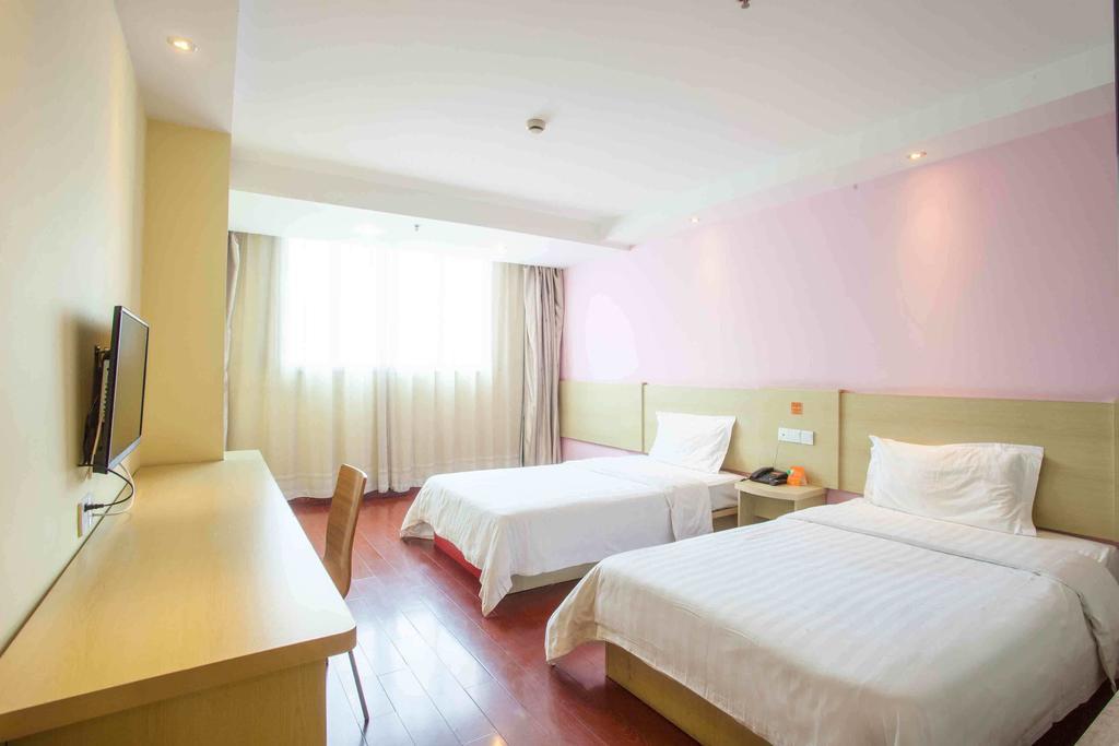 7Days Inn Chongqing Nanping Pedestrian Street Номер фото