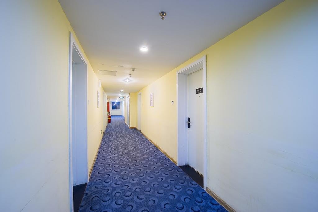 7Days Inn Chongqing Nanping Pedestrian Street Екстер'єр фото